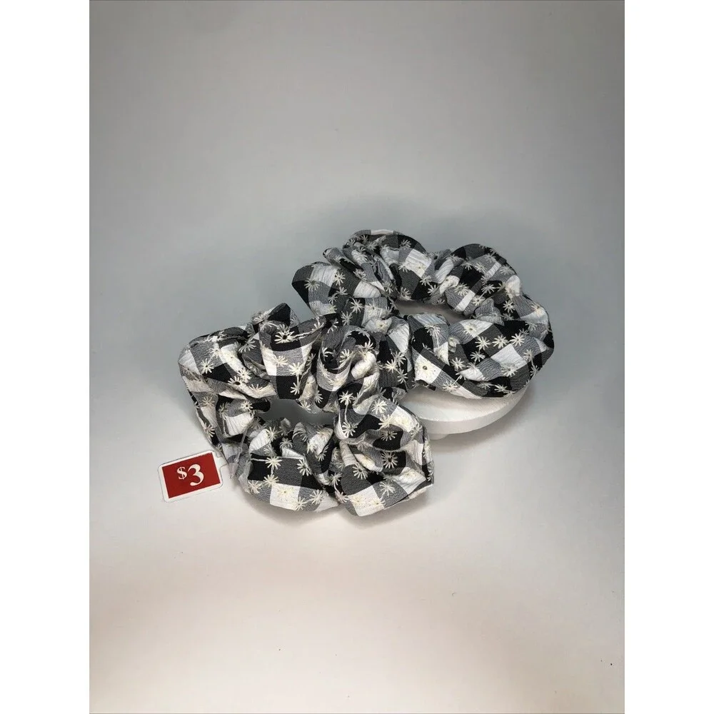 Scrunchies 2 count Black And White From Claire’s